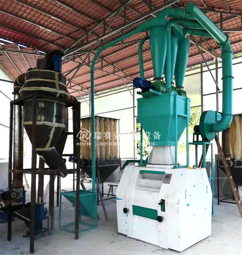 復(fù)式磨粉機(jī)_廢舊輪胎磨粉機(jī)