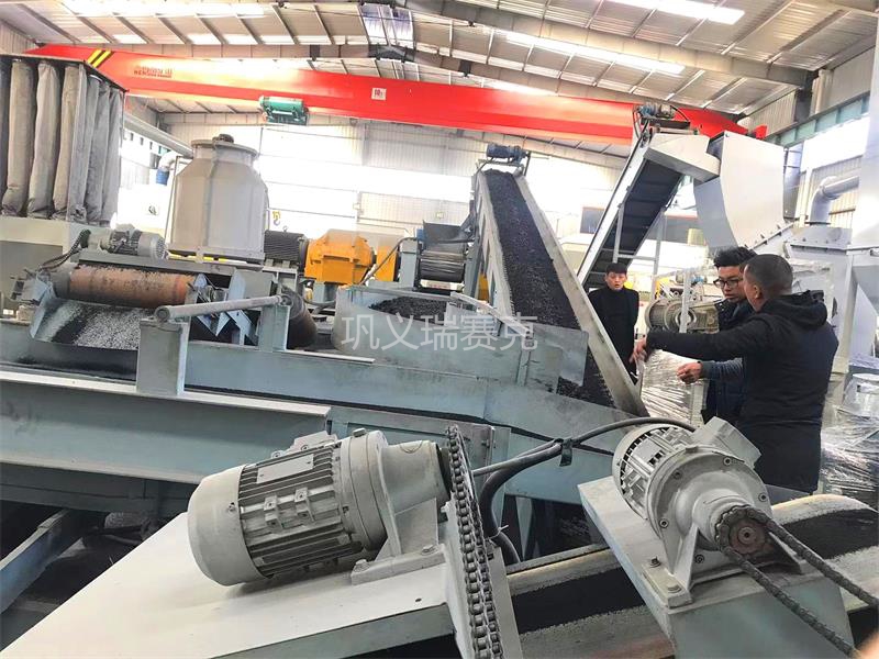 廢舊輪胎回收處理設(shè)備生產(chǎn)線-輪胎膠粉設(shè)備現(xiàn)場視頻